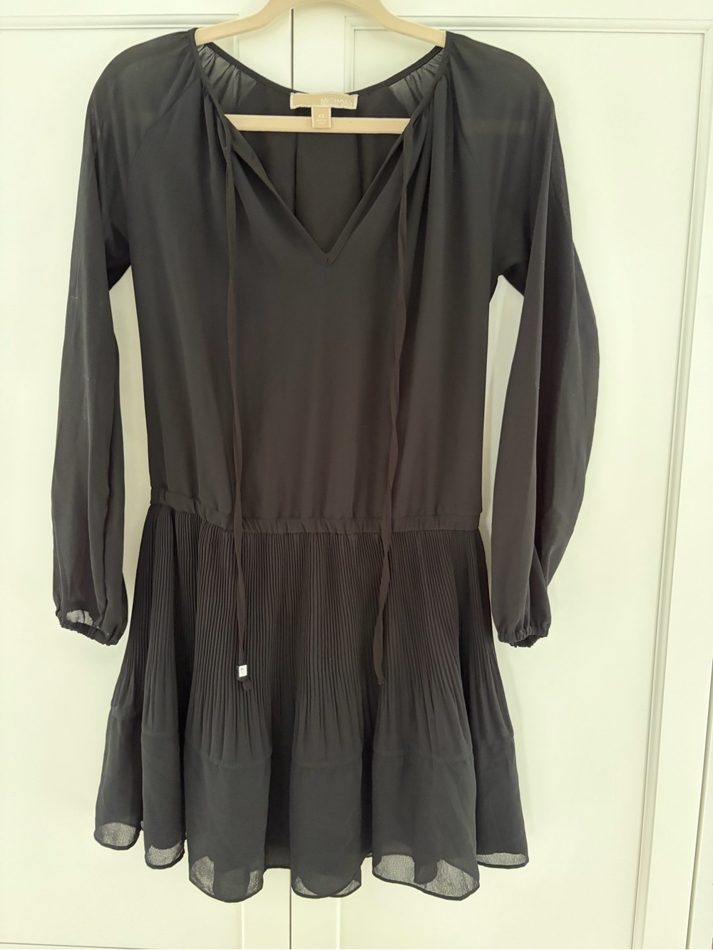 Michael Kors Black Long-Sleeve Pleated Hem Dress